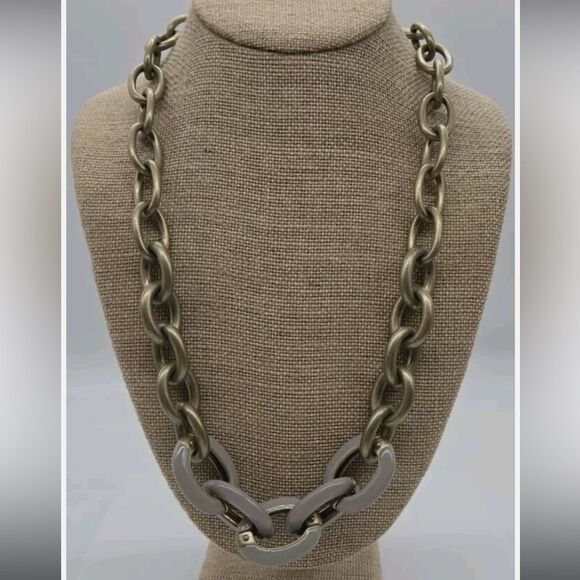 LOFT Necklace Matte Gold tone Enamel Chain Link Heavy 27 in - Picture 1 of 5